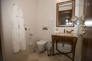 Ванная комната в номере «Люкс»
